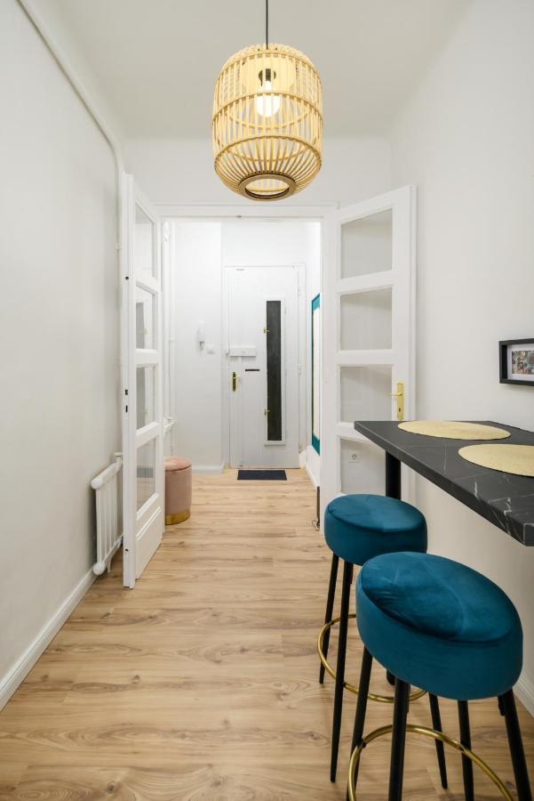 Stylish Spot By The River Danube Budapesta Exterior foto